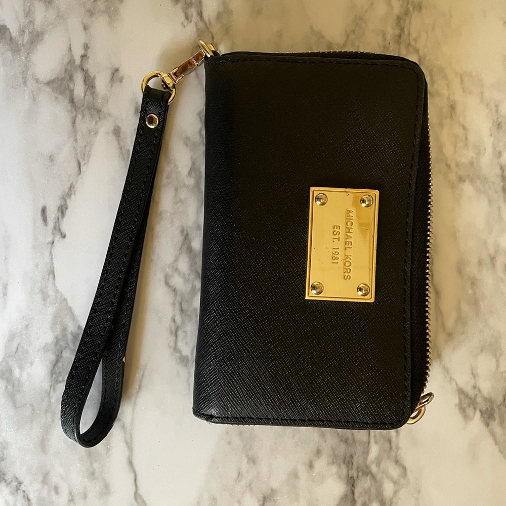 Michael Kors Wristlet
